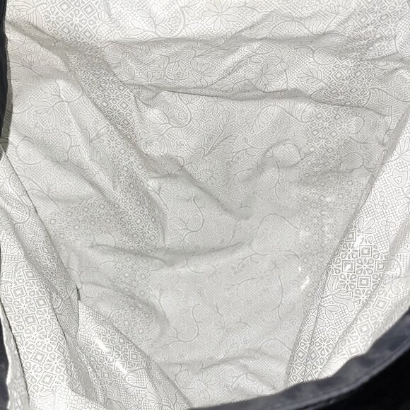 Women's Medium The North Face Long Rain Jacket - Picture 9 of 15